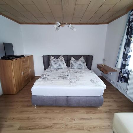Ferienwohnung Solebad Гмюнд Екстер'єр фото