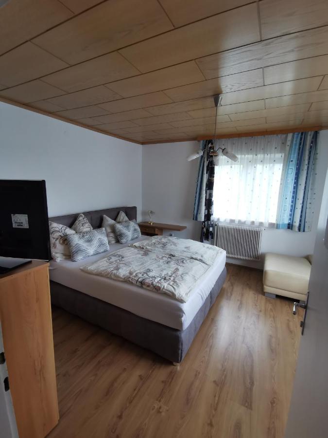 Ferienwohnung Solebad Гмюнд Екстер'єр фото