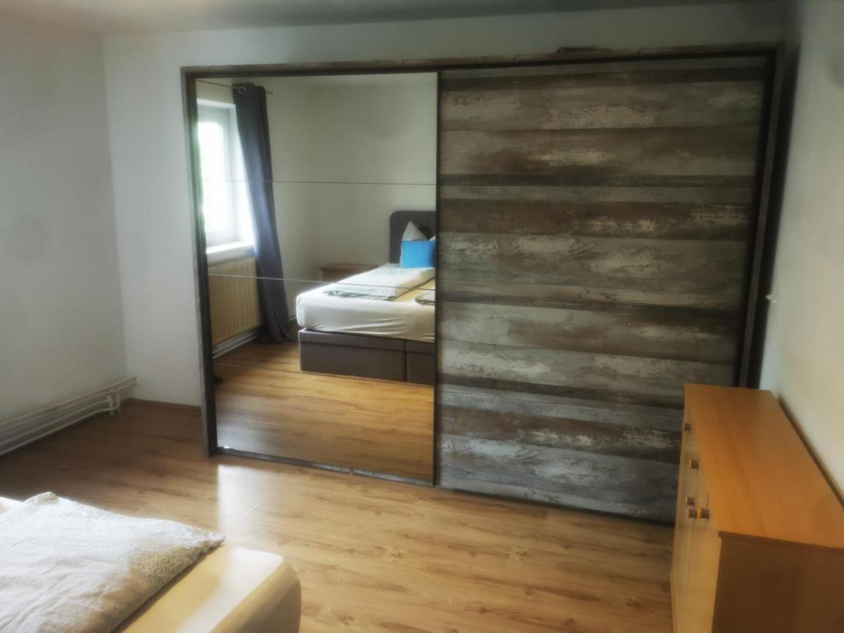 Ferienwohnung Solebad Гмюнд Екстер'єр фото