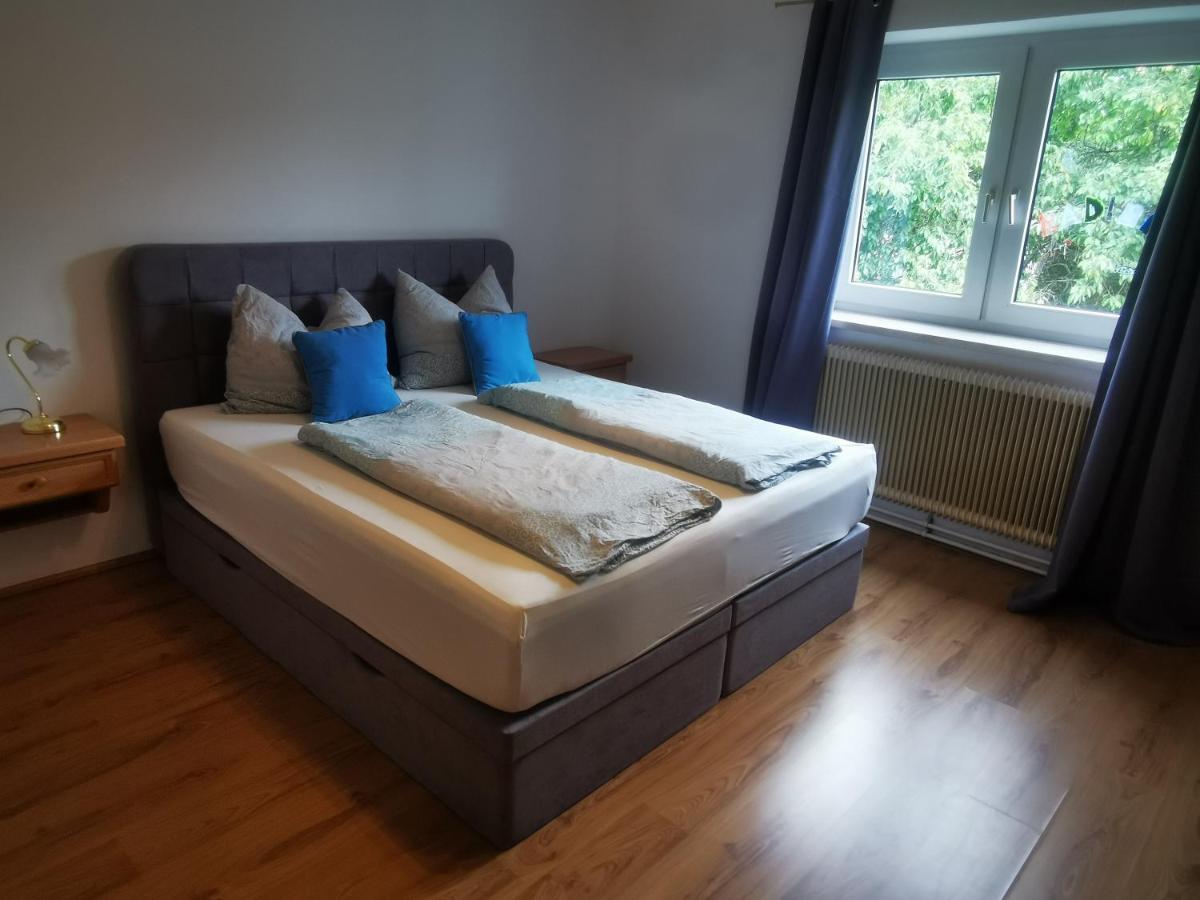 Ferienwohnung Solebad Гмюнд Екстер'єр фото